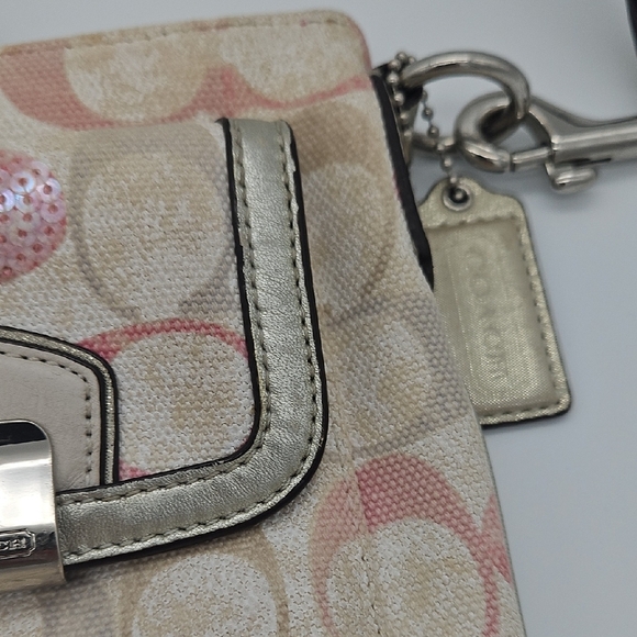 Coach Beige and Pink Patterned Crossbody Bag - Picture 3 of 6